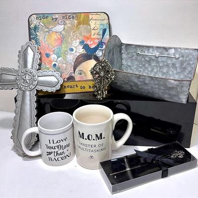 “CBK” Mom Decor Gift Assortment 