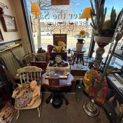 Estate sale photo