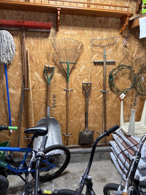 Sale Photo Thumbnail #555