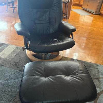 Ekornes Style  Palliser brand Chair 
