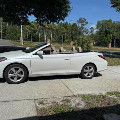 2007 Toyota Solara SLE Convertible 88k miles. Very Good Condition. 