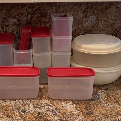 Rubbermaid Storage Containers with Lids, Additional Containers, Plus 1 Bonus Laundry Basket