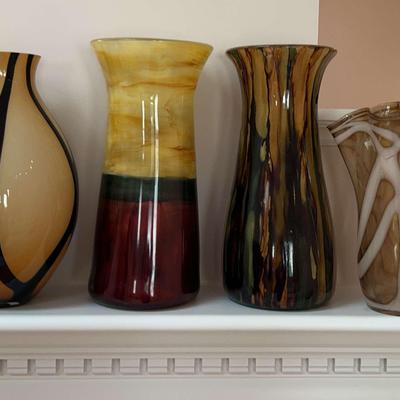 4 Abstract Style Vases