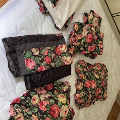 Rose Pillow Shams and Bed Skirt 