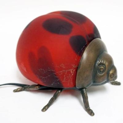 1130	LADY BUG LAMP, APPROXIMATELY 6 IN X 9 IN X 6 IN H
