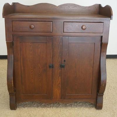 1262	PINE 2 DOOR 2 DRAWER DRY SINK WITH SCALLOPED EDGE OAK TOP, APPROXIMATELY 49 IN X 23 IN X 54 IN H
