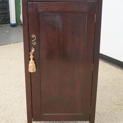 1246	FLINT AND HORNER MAHOGANY PIANO ROLL CABINET COMPLETE WITH ROLLS, APPROXIMATELY 24 IN X 18 IN X 49 IN H
