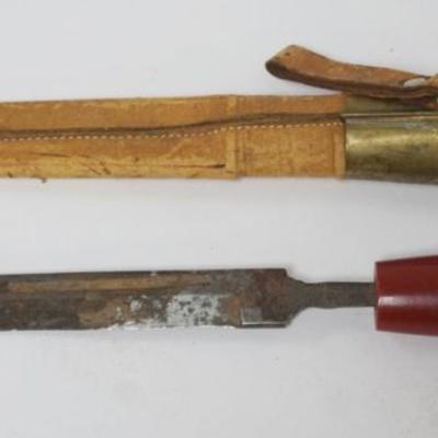1049	DAGGER W/HORSE HEAD HANDLE, APPROXIMATELY 12 IN LONG
