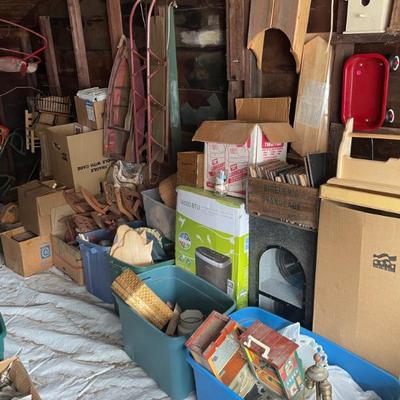 Estate sale photo
