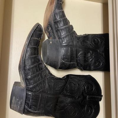 Alligator boots 