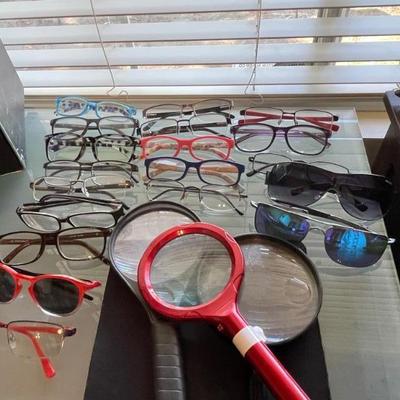 Reading glasses 