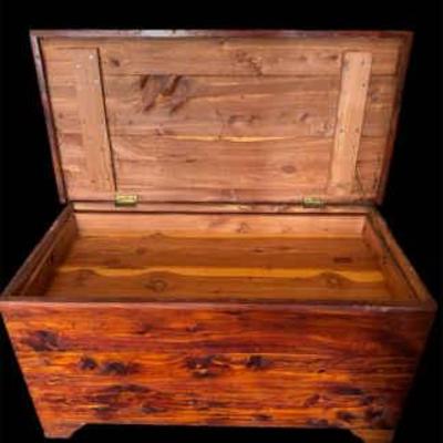 Cedar storage chest