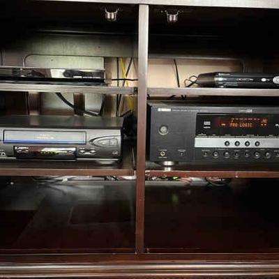 Stereo equipment speakers