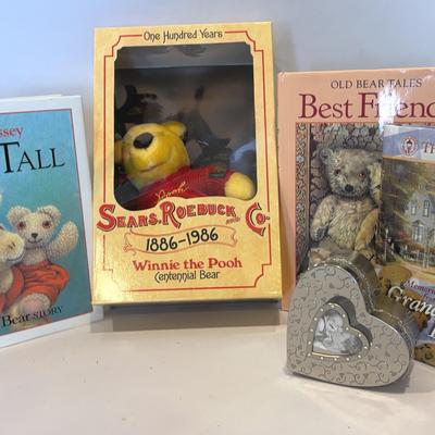 Winnie The Pooh, Jane Hissey Books, Hallmark Heart Of Motherhood, & Thomas Kinkade Grandmother’s 