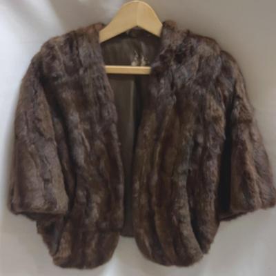 Two-tone Mink Capelet