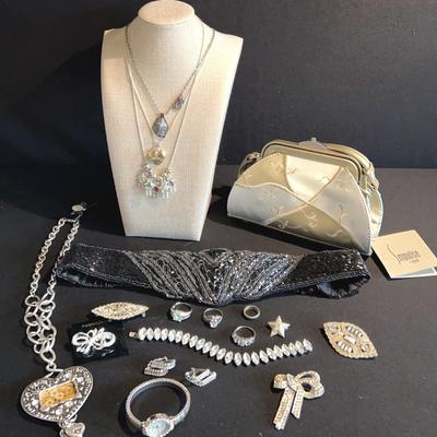 Glitzy Glam For A Night Out: Some Sterling