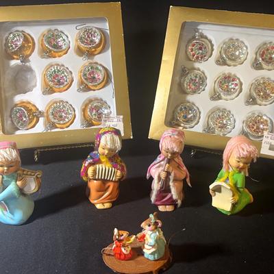 4 Vintage Gypsy Figurines, 2 Boxes Of Vintage Mouthblown Glass Ornaments Poland & More