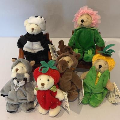 Wee Bear Village-Ganz Bears W/ Tags & Two Rocking Chairs 