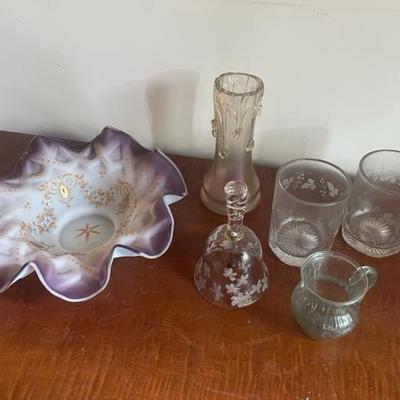 Glass and porcelain Decorative Pieces