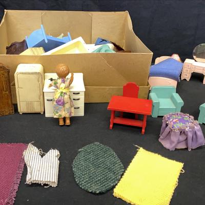 Classic Doll House Furniture 