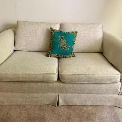 Sale Photo Thumbnail #541