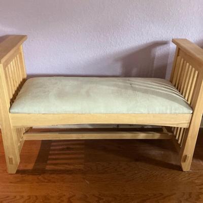 American Signature Bench