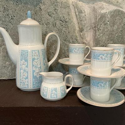 Royal Doulton Hampton Court Tea Set
