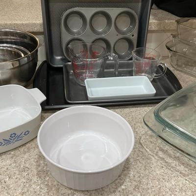 Corningware & Pyrex Glass Bakeware And Baking Must Haves  