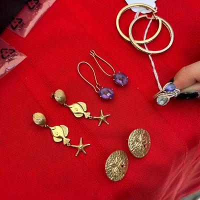 Sale Photo Thumbnail #3
