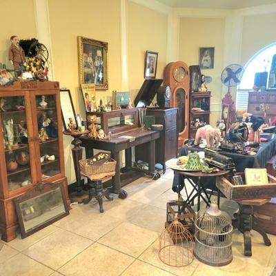 Estate sale photo