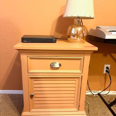 Cabinet lamp