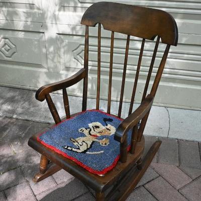 rocking chair
