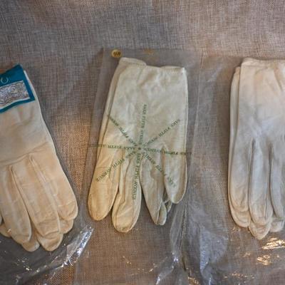 vintage leather lady's gloves