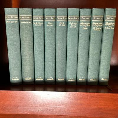 (9pc) Books (Modern American Literature) - Philip Roth & Others | Set of 9 hardcover books including: "Novels 1944-1962" by...