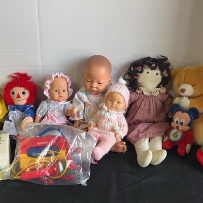  Vintage Dolls And Toys