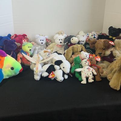 Vintage Stuffed Animals TY Beanie Babies And Other Plush Toys