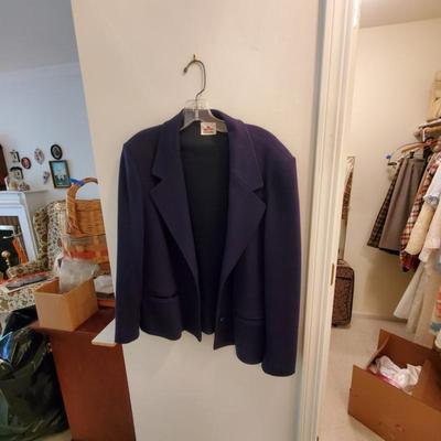 Sale Photo Thumbnail #204