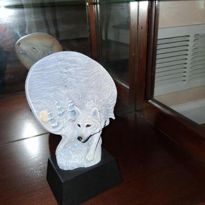 wolf delft figurine