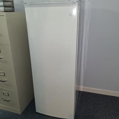 kenmore upright freezer