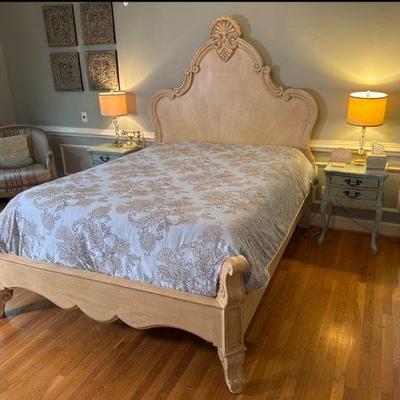 King size bed