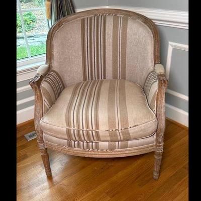 Roland Upholstered arm chair