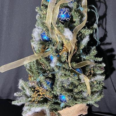 (S425) Vintage Table Top Christmas Tree 