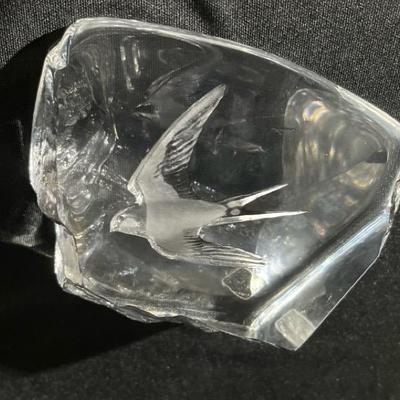 (S400) Vintage Lead Crystal Mats Jonasson Swallow in Flight Paperweight