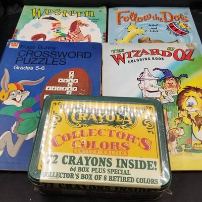 (MDR4005) Crayola Collector's Box With Vintage Coloring Books