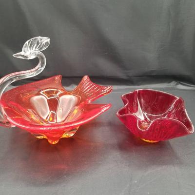 (MDR3090) Murano Glass Swan And Viking Amberina Glass Bowl 