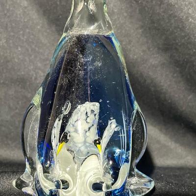 (S406) Vintage Blue Cobalt Art Glass Penguin W/ Fish Figurine