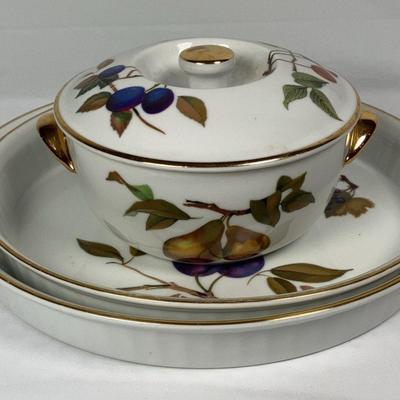 ROYAL WORCESTER - Evesham Gold Dishes