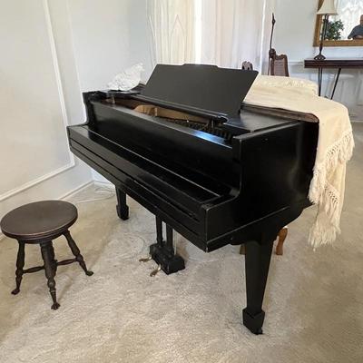 Unbranded grand piano