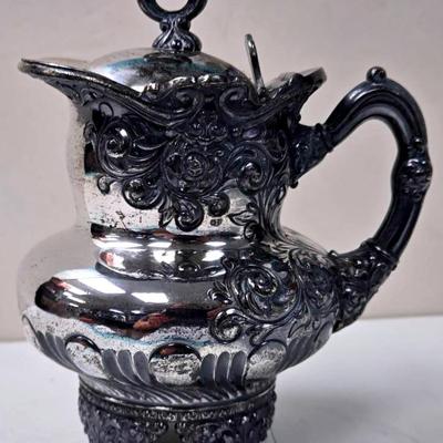 "Meriden Britannia" Silver Plate Teapot 