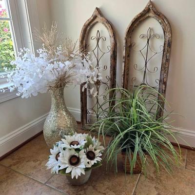 Decor Lot; Sparkly Vase, Faux Plants, Rustic Wood Art 